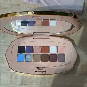 Gucci Eyeshadow Palette Palette Beaute Des Yeux- 01 Floral- RARE